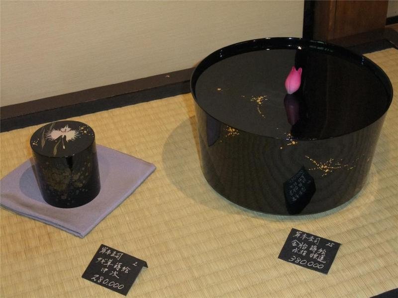 螺鈿ブローチ 山本哲 作 螺鈿 奈良 奈良の作家による うるしの工芸展 |
