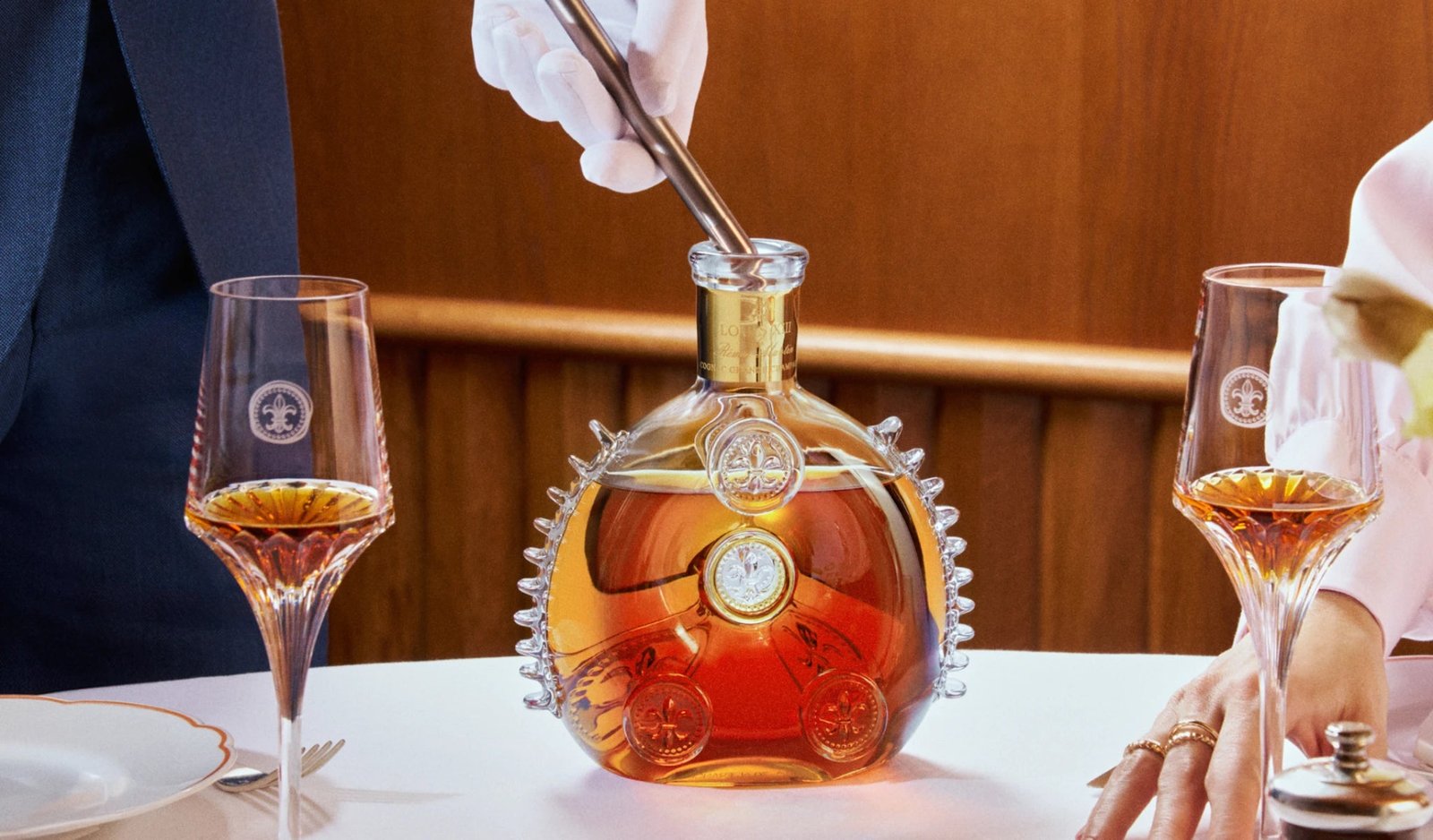 LOUIS XIII Rare Cask 43.8 - Limited Editions - Official Website