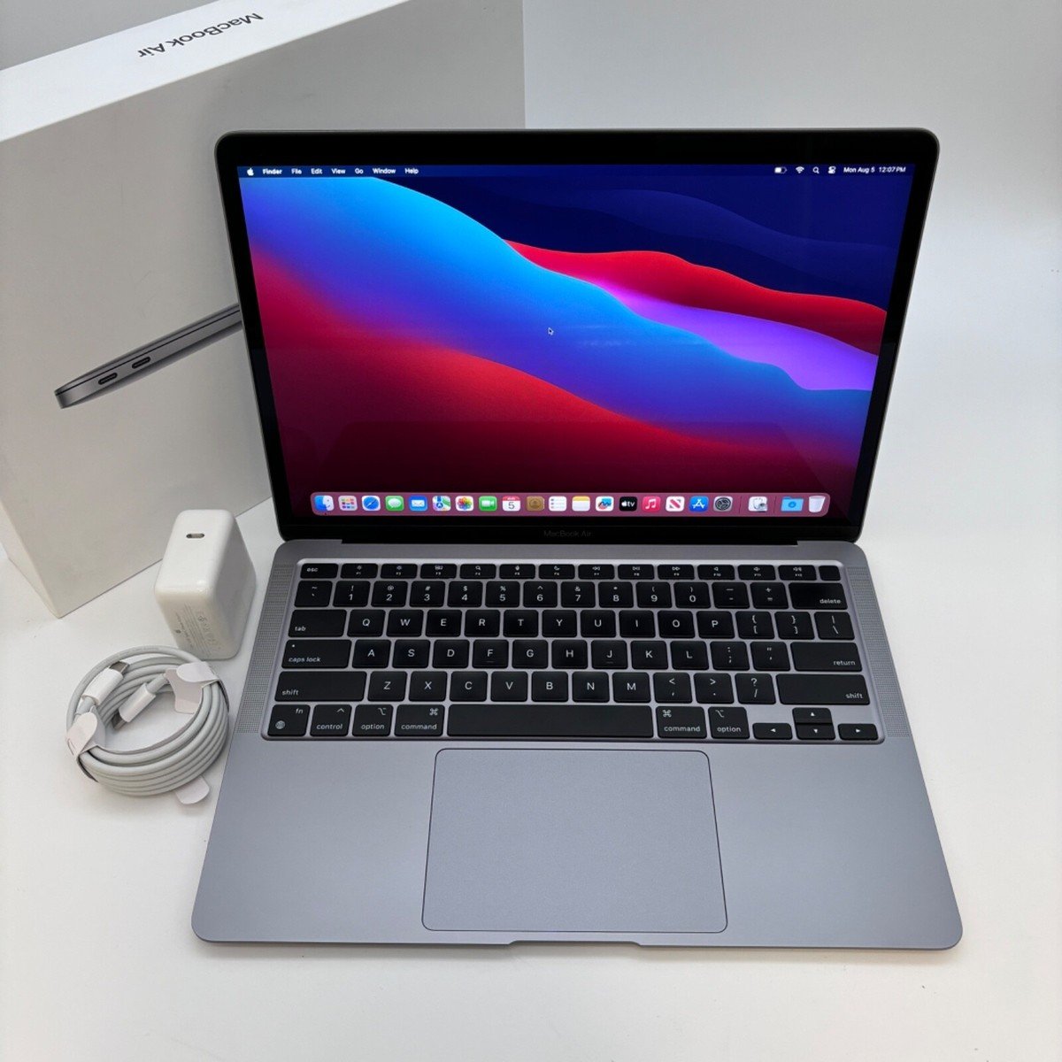 MacBook Air M1 2020 シルバー 8GB Apple 2020 Macbook Air M1 - (8 GB