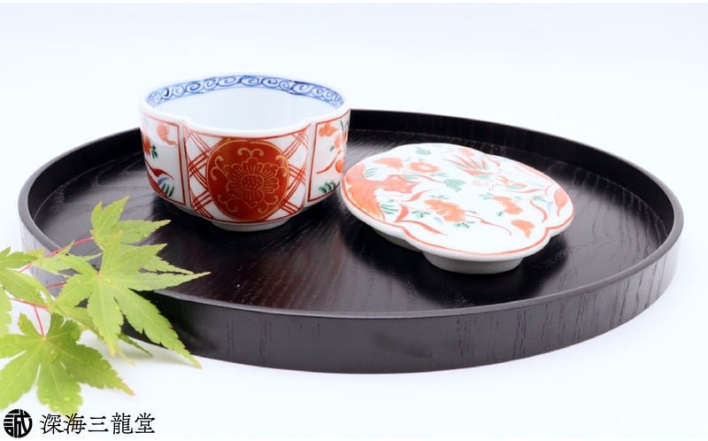 有田福泉赤絵マット花びら型盛鉢19,5cm 赤絵花弁 - 梅小鉢 | 有田焼(