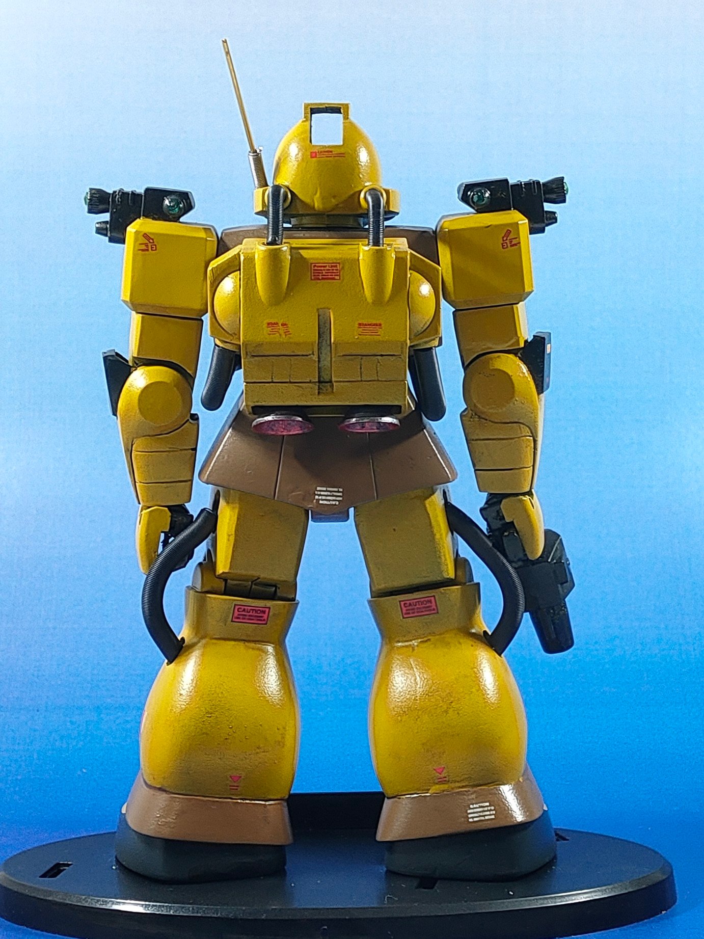 旧キット1/144 ザク強行偵察型のアルミ線接続（5）完成！ | つってぃー