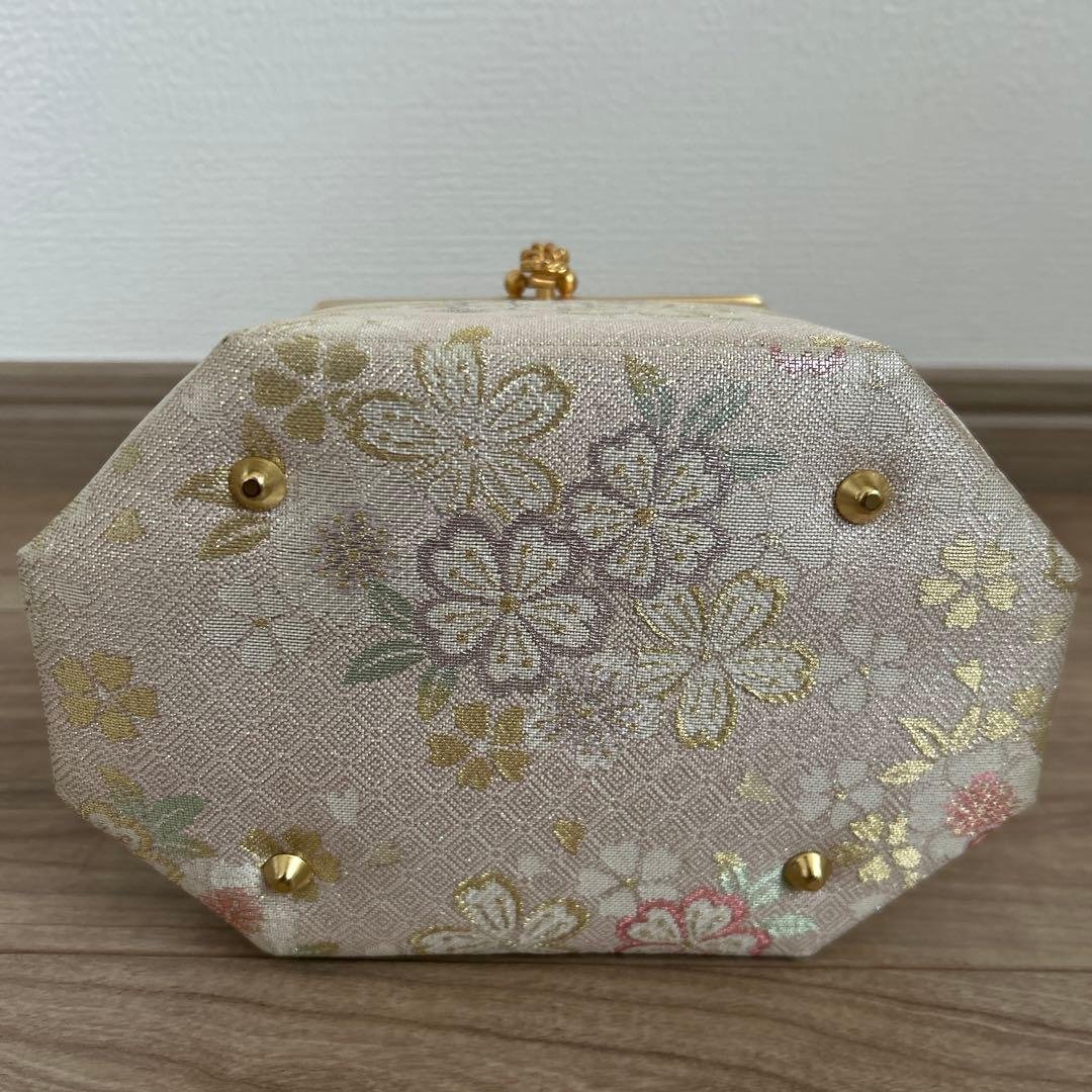 新品未使用品　【紗織】　八角形 和装用バッグ　桜柄　タグ付き