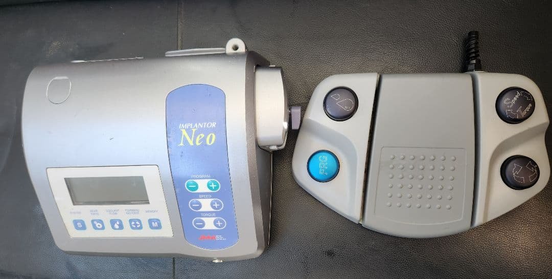 京セラ IMPLANTOR　 Neo インプランターネオ　匿名配送 サージカルシステム