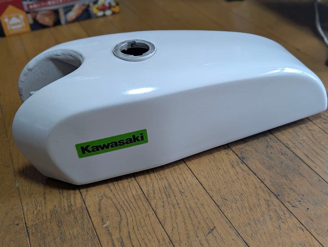 WM スクエアー型アルミタンク Kawasaki 250TR/エストレヤ用　中古 WM スクエアー型アルミタンク Kawasaki 250TR/エストレヤ用 中古 WM