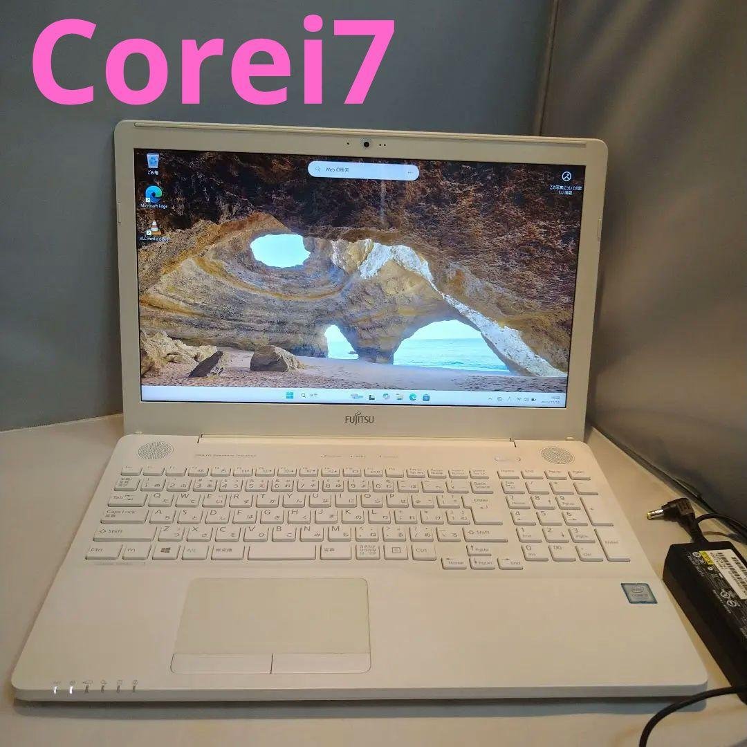 Fujitsu 白いノートPC Core i7 15.6㌅　テンキー 美品 Amazon.co.jp: 【整備済み品】 富士通 ハイスペック ノートパソコン