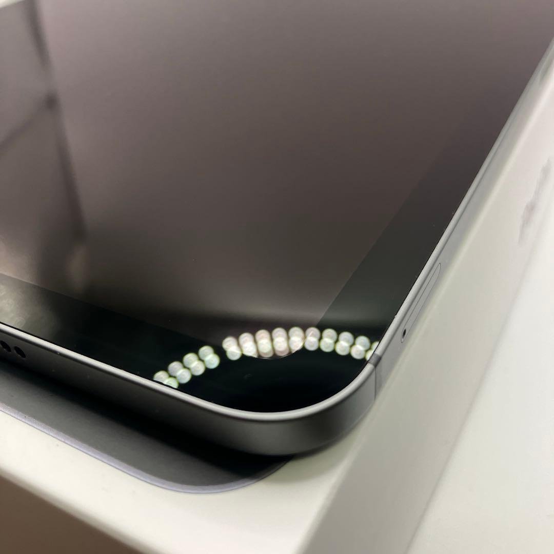 iPad Pro 11インチ 第3世代 Wi-Fi + Cellular おまけ - メルカリ