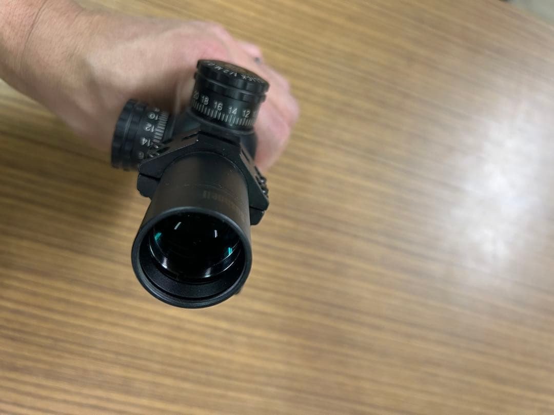 Bushnell AR 223 ライフルスコープ　実物