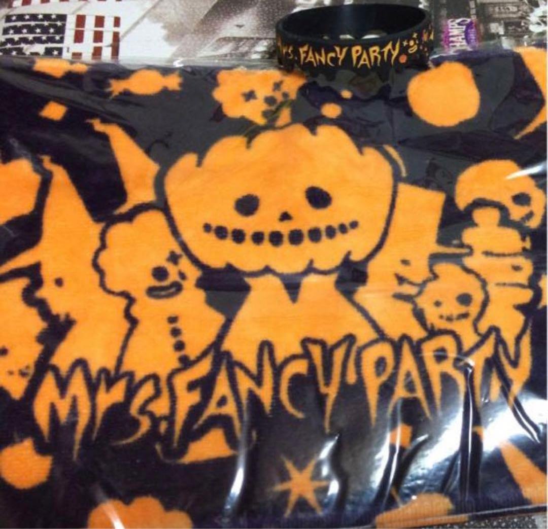 Mrs. GREEN APPLE タオル ハロウィン ミセスグリーンアップル - メルカリ
