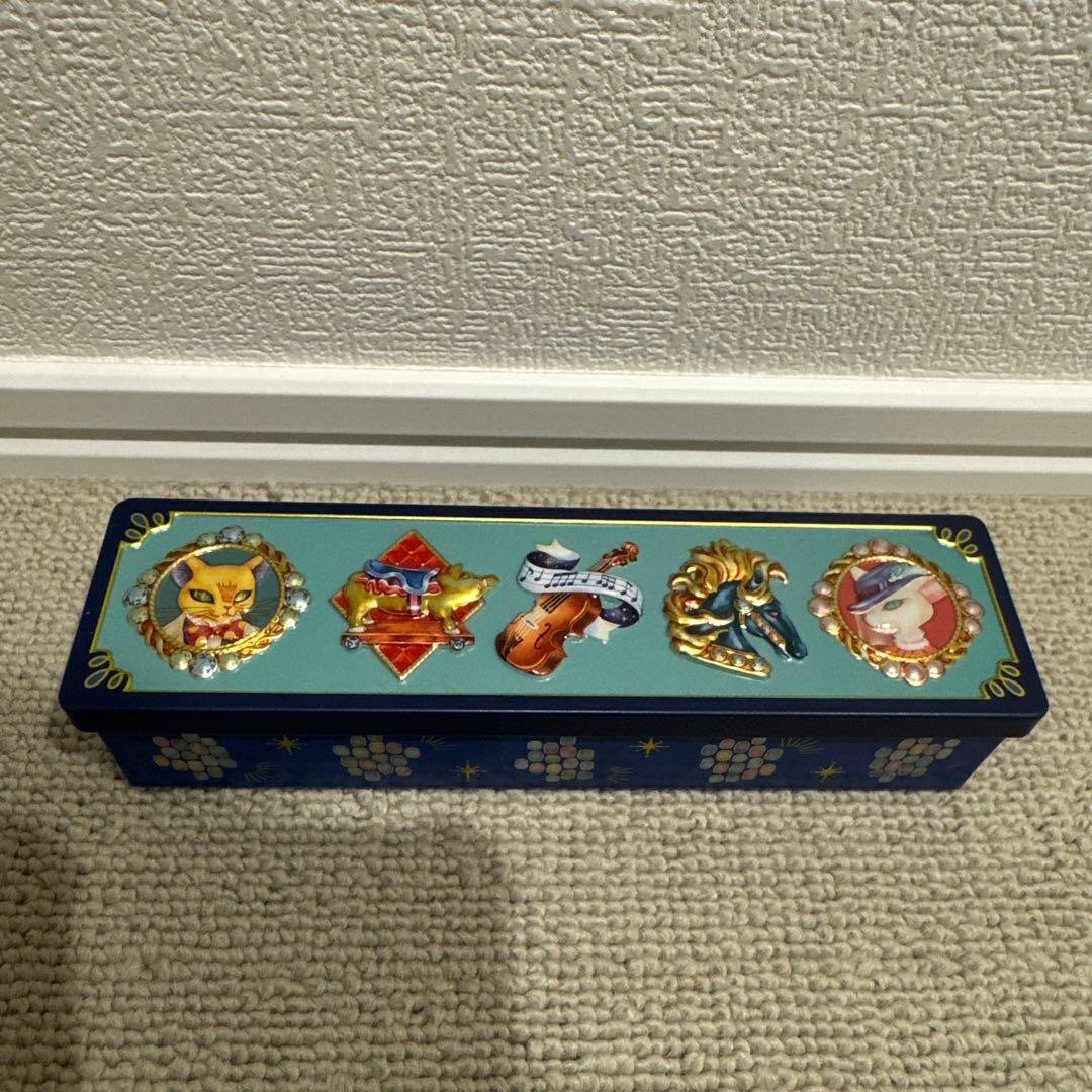 耳をすませば　ビジュー缶　ジブリパーク限定　廃盤品 SALE中 廃盤品 ビジュー缶と箱のセット 耳をすませば ショップカード