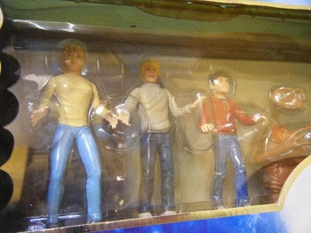 と35■30年前に入手品【希少品】E.T. フィギュア 未開封