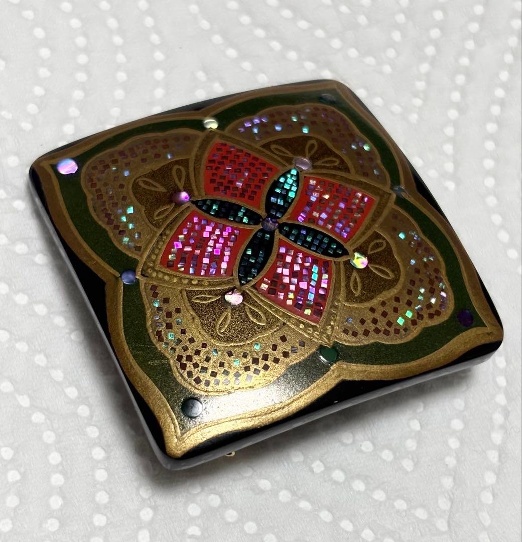 鼈甲　ブローチ　螺鈿　金蒔絵　久光　在銘　作家　和風　アンティーク 鼈甲 ブローチ 螺鈿 金蒔絵 久光 在銘 作家 和風 アンティーク 鼈甲