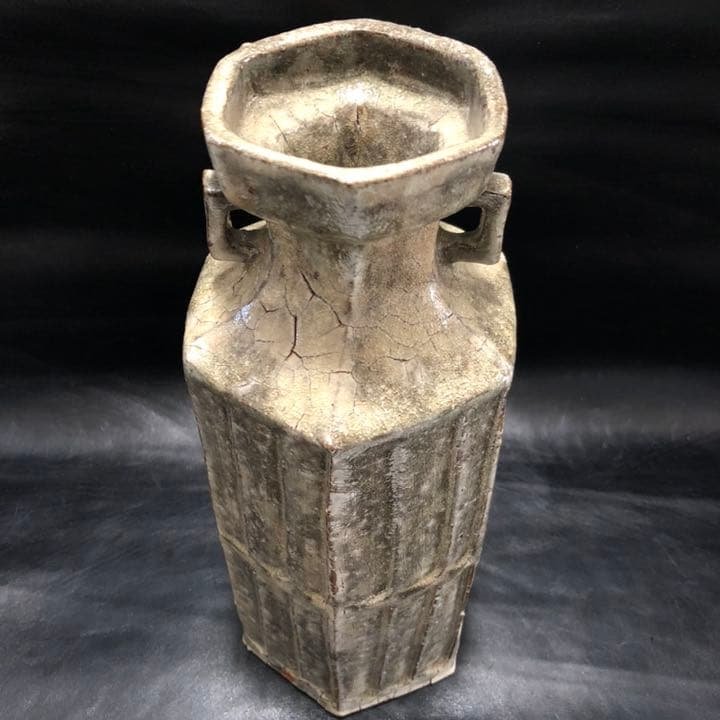 究極の古美術◼️蔵から凄い雰囲気のある縦長の壺、壷、花瓶が出て来ました。茶道具