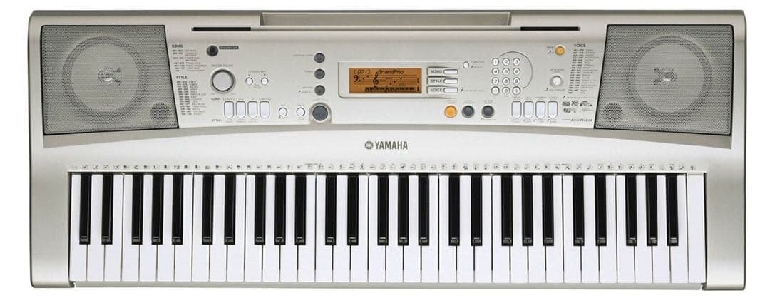 YAMAHA PSR-E303 シルバーキーボード ヤマハ | PSR-E303 - ポータブルキーボード - 特長