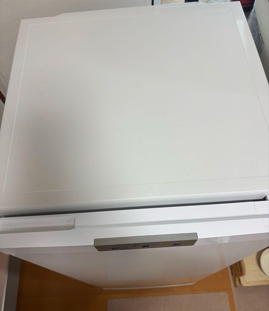 三菱　ノンフロン　冷凍庫　MF-U12H-W 2023年製