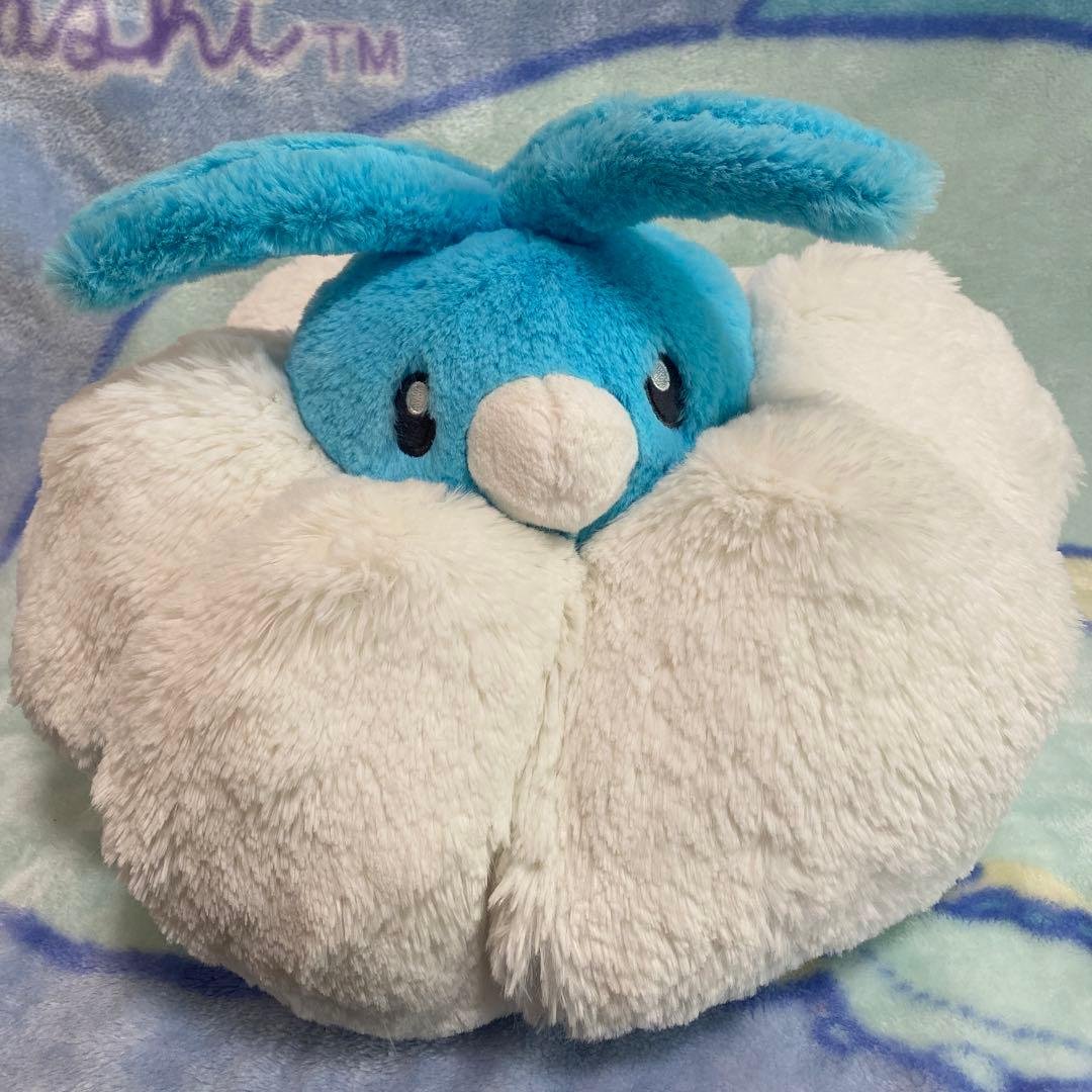 ポケモンセンター　ふわふわ抱きぬいぐるみ　チルット
