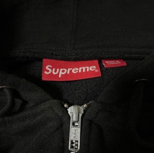 極希少✨Supreme S刺繍 ブラックパーカー！~~