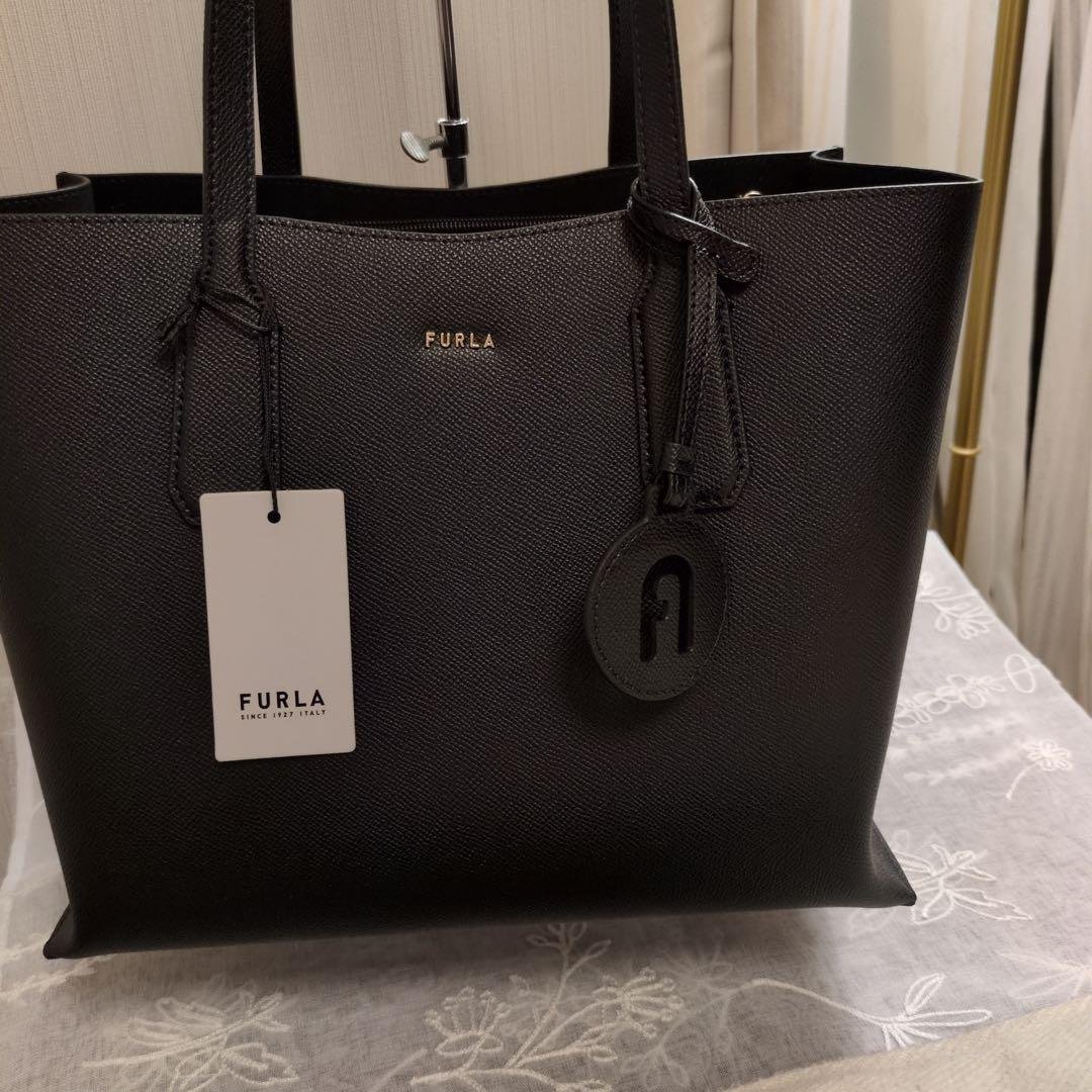 新品未使用✴︎ FURLAトートバッグ