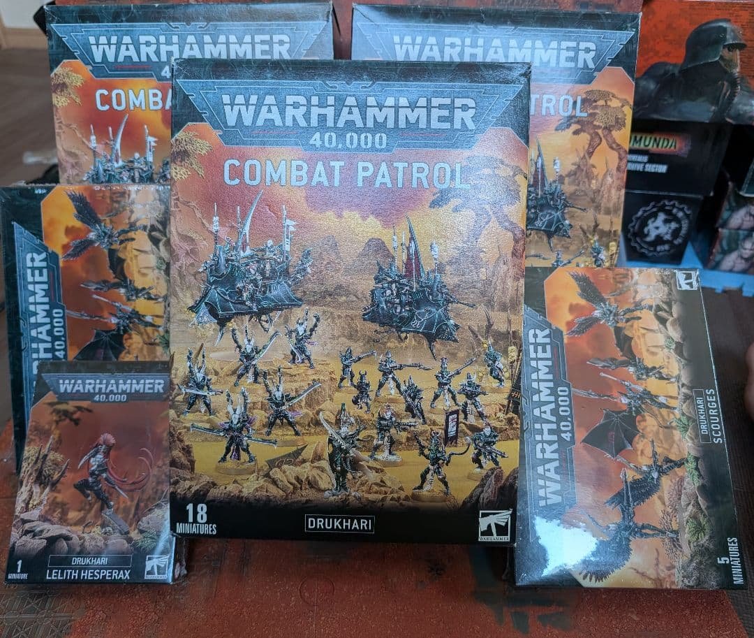 Warhammer ウォーハンマー　デュカーリ　 旧コンパト他セット販売 Warhammer ウォーハンマー デュカーリ 旧コンパト他セット販売 WH40k