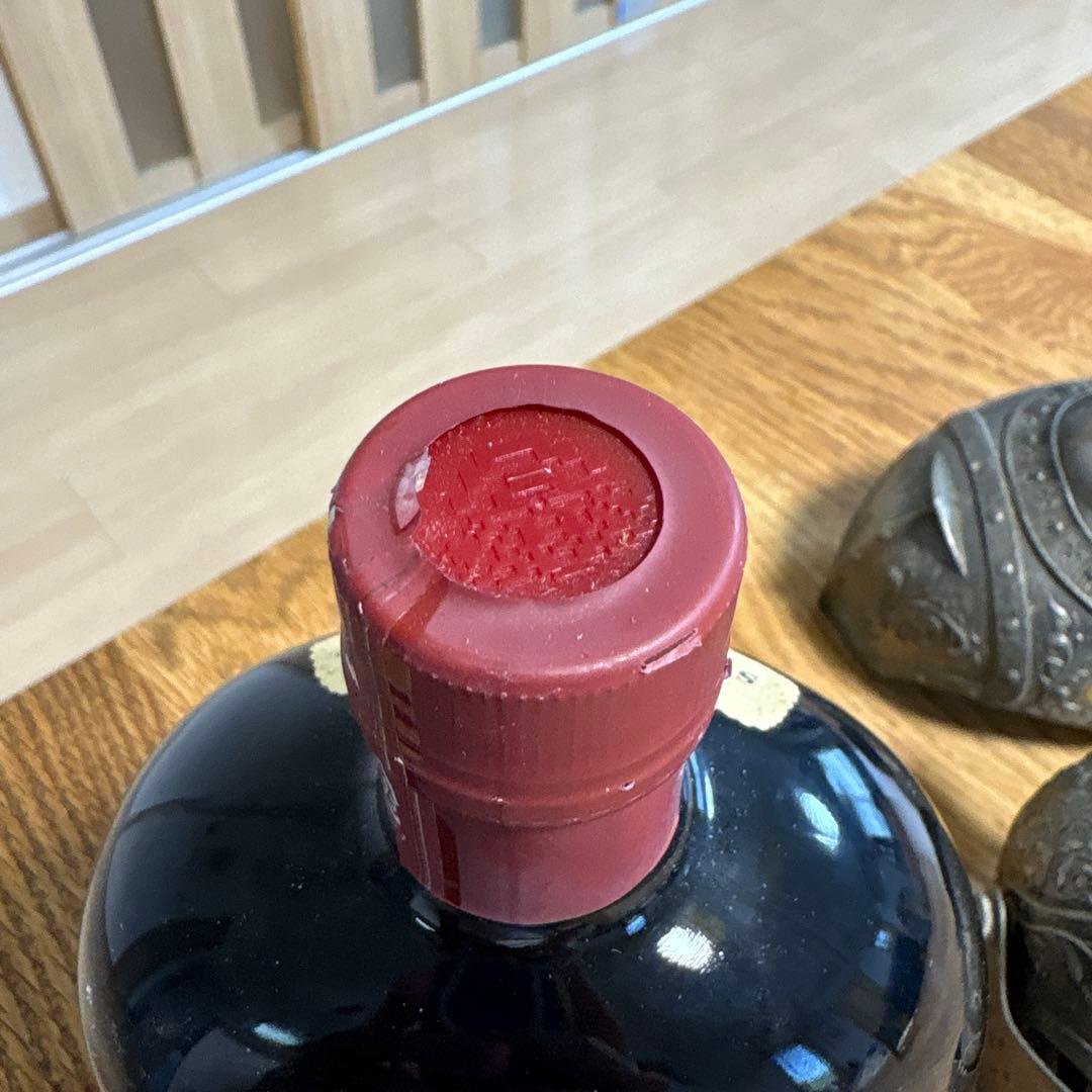 サントリーオールド甲冑鎧700ml 40%