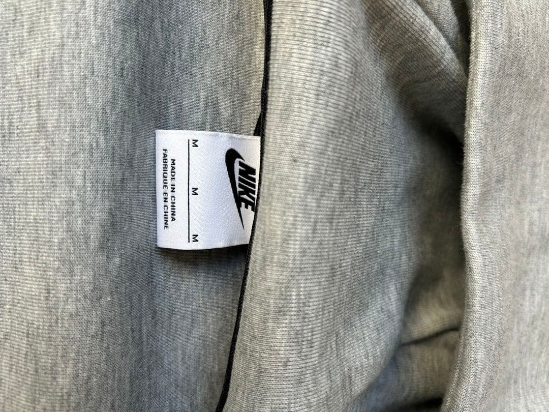 Nike フルジップ フード付きパーカー グレー