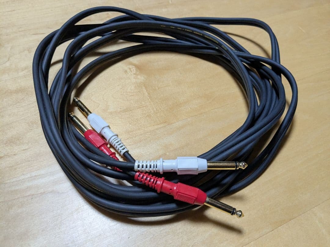 ヤマハ QS300 シンセサイザー USED美品 浅倉大介氏サイン入り YAMAHA