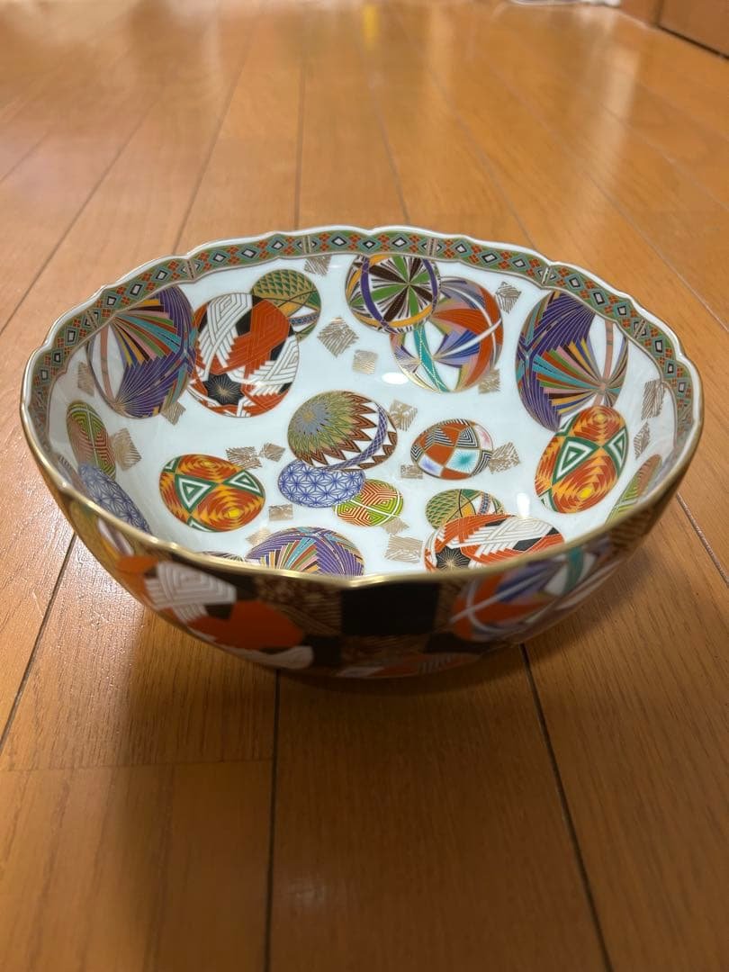 前畑陶器　庫山窯　色絵手まり　菓子鉢 前畑陶器 庫山窯 光輪手まり 大鉢 金彩 色絵 緑 菓子鉢 盛鉢