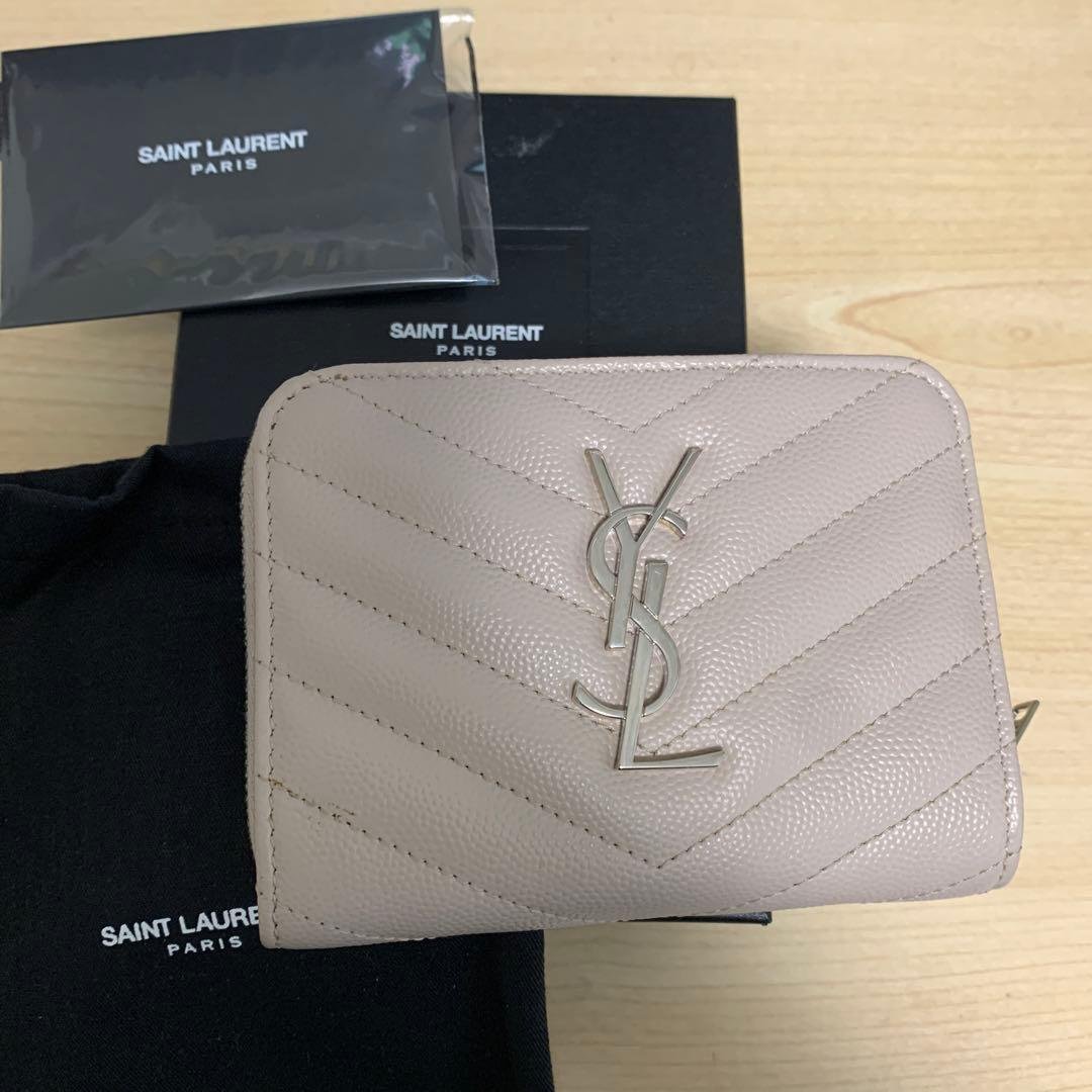正規】訳有 SAINT LAURENT サンローラン YSLロゴ 折りたたみ財布 2024 正規】訳有 SAINT LAURENT サンローラン YSLロゴ 折りたたみ財布
